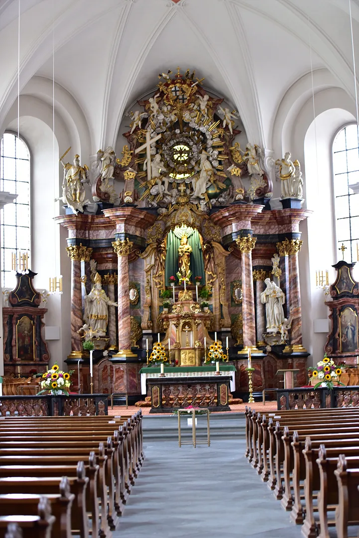 독일 풀다 프란치스칸 수도원의 화려한 제단 · Franziskanerkloster Frauenberg, 풀다, 헤세, 독일 · 2017-10-13