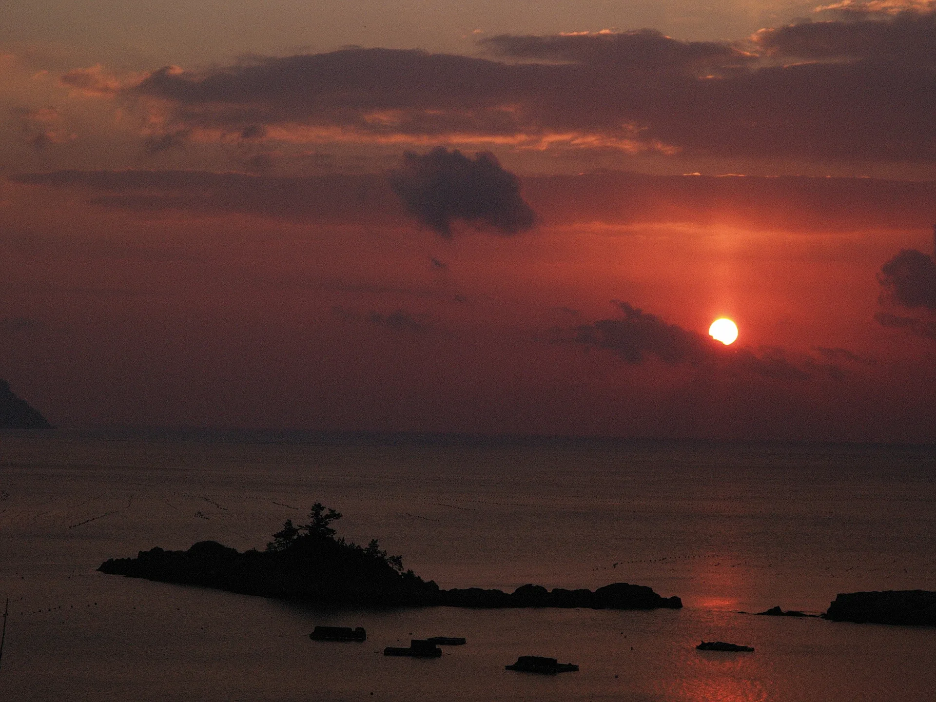 붉게 물든 대양의 끝, 고요한 겨울 노을 · 2009-01-25