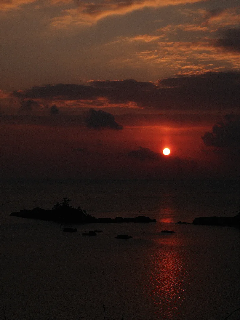 붉게 물든 바다와 고요한 저녁 노을 · 2009-01-25